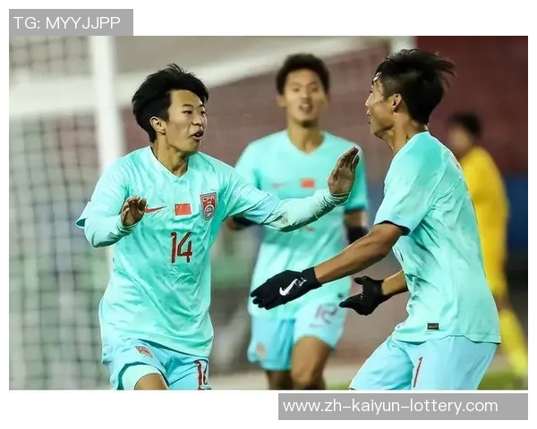 赞岐釜玉与岐阜FC的激烈对决展现足球魅力与团队精神